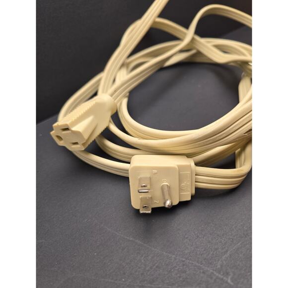 Heavy Duty Extension Cord 15 Ft Indoor Outdoor 3-Prong - Picture 3 of 4